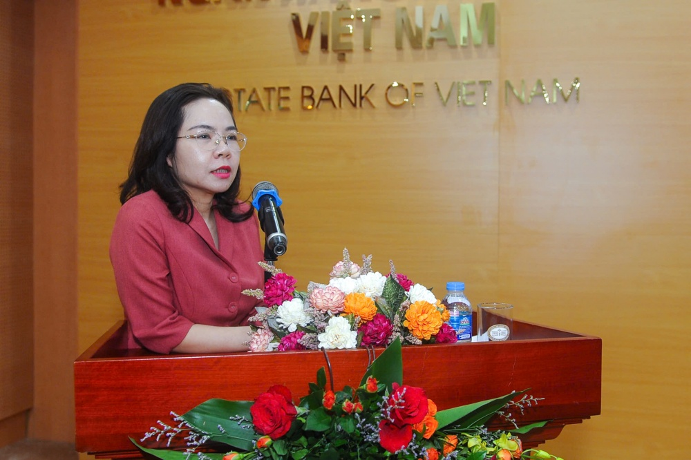 Bà Hà Thu Giang - Vụ trưởng Vụ Tín dụng các ngành kinh tế thông tin những chính sách của NHNN