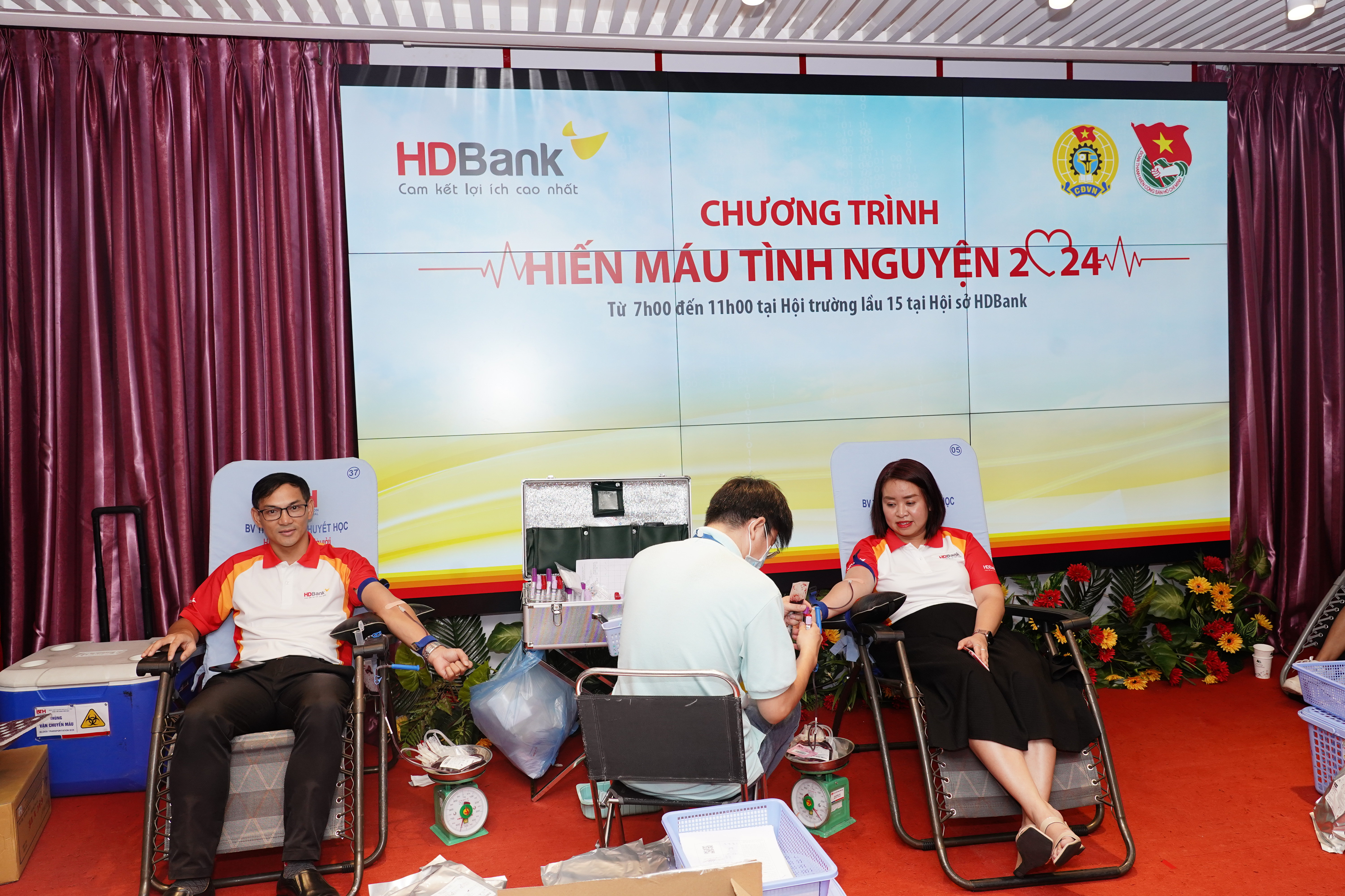 hiến máu