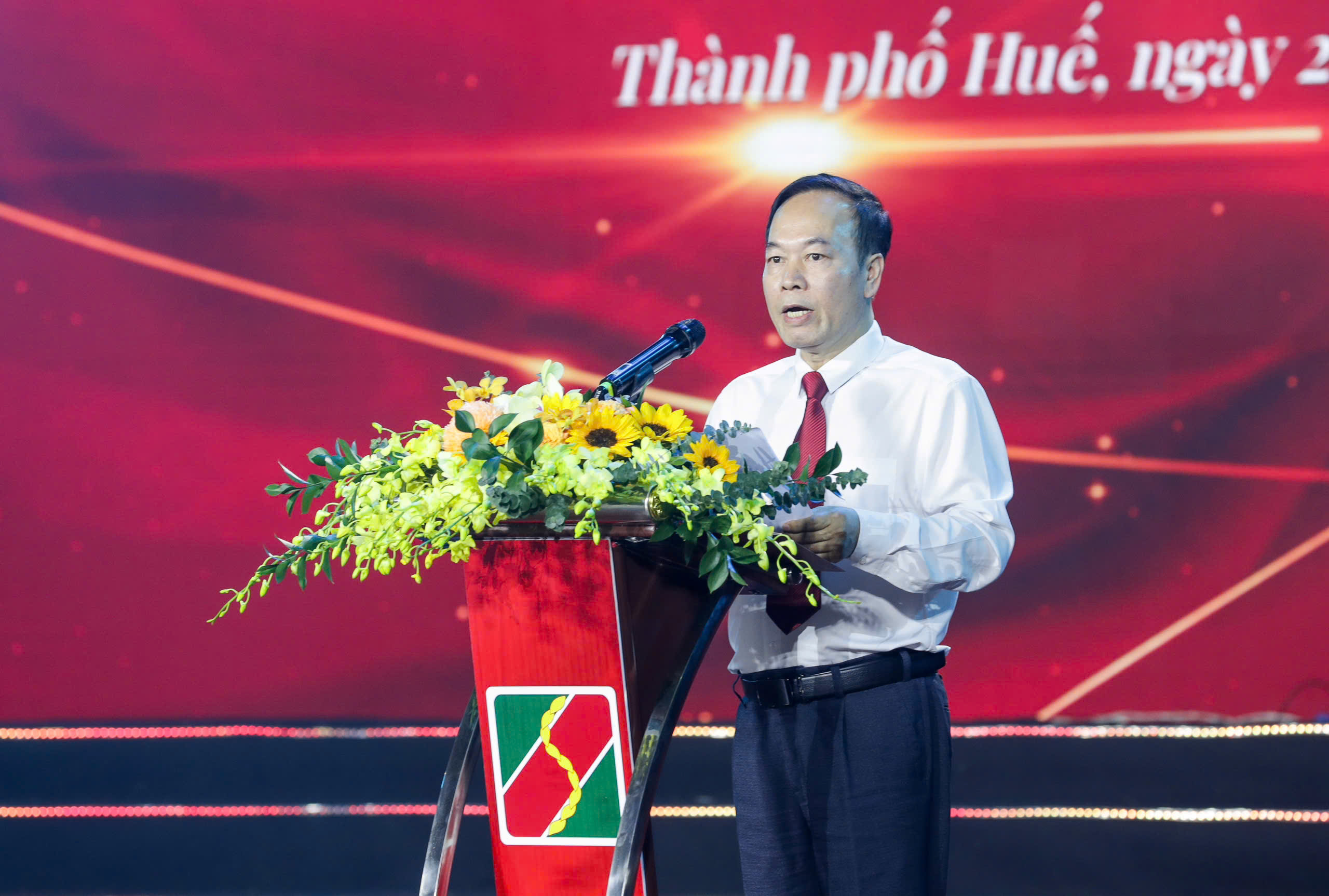 Ông Phạm Hồ Bắc - Phó Chủ tịch Thường trực Công đoàn Agribank, Trưởng Ban tổ chức Hội thi phát biểu tại chung kết Hội thi cán bộ Agribank Tài năng - Thanh lịch lần thứ IV năm 2024