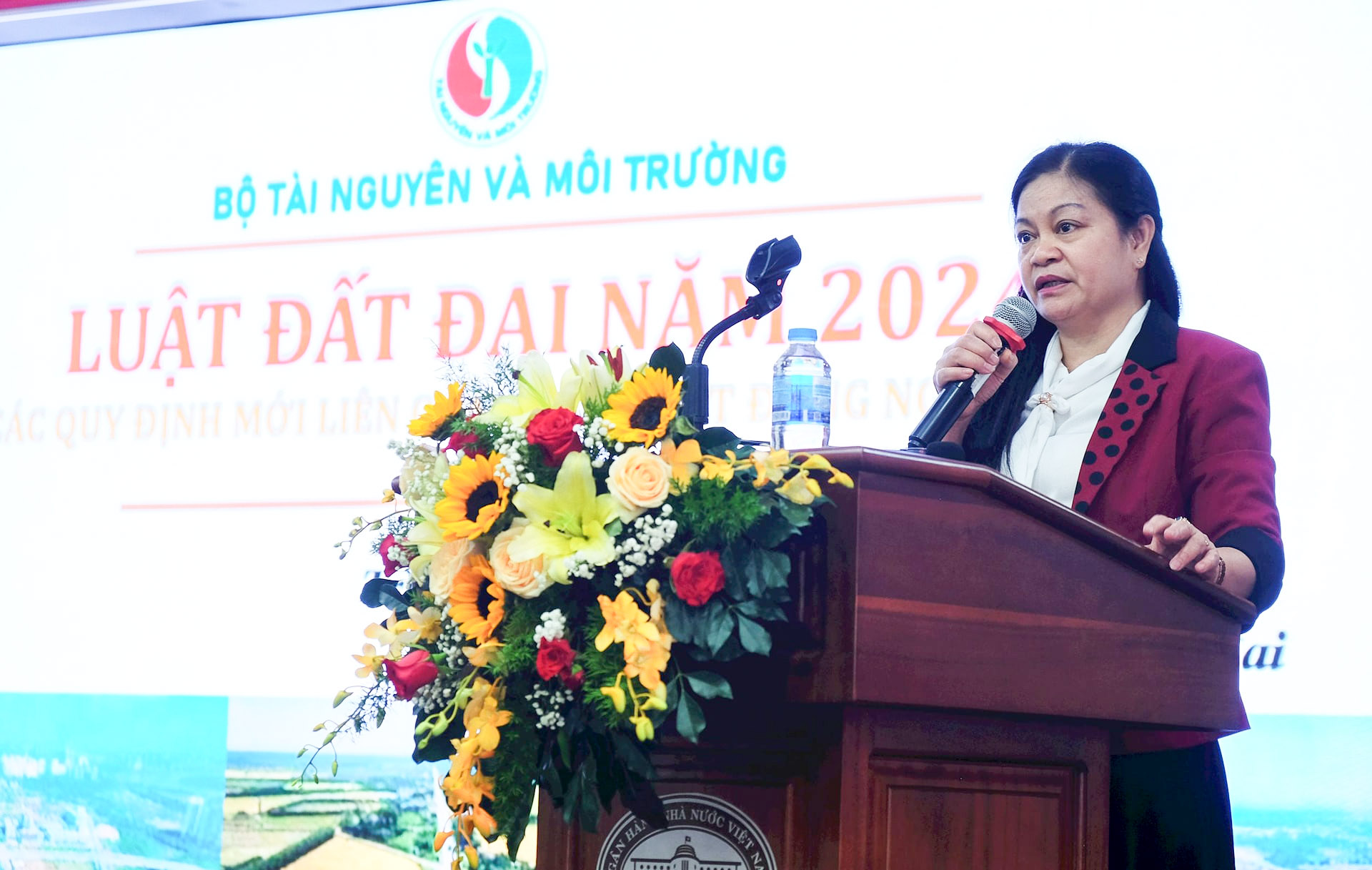 Bà Phạm Thị Thịnh – Trưởng phòng, Cục Đăng ký và Dữ liệu thông tin Đất đai – Bộ Tài nguyên và môi trường