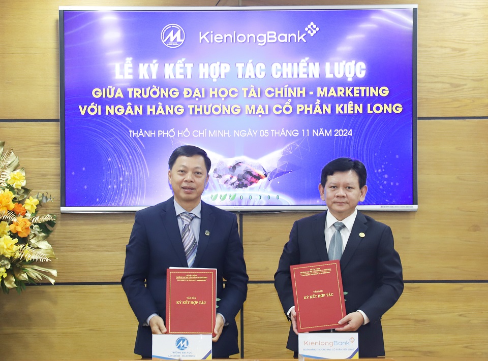 hợp tác