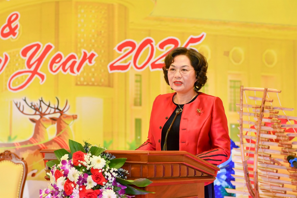 Thống đốc Nguyễn Thị Hồng phát biểu tại Buổi gặp mặt các tổ chức và đối tác quốc tế