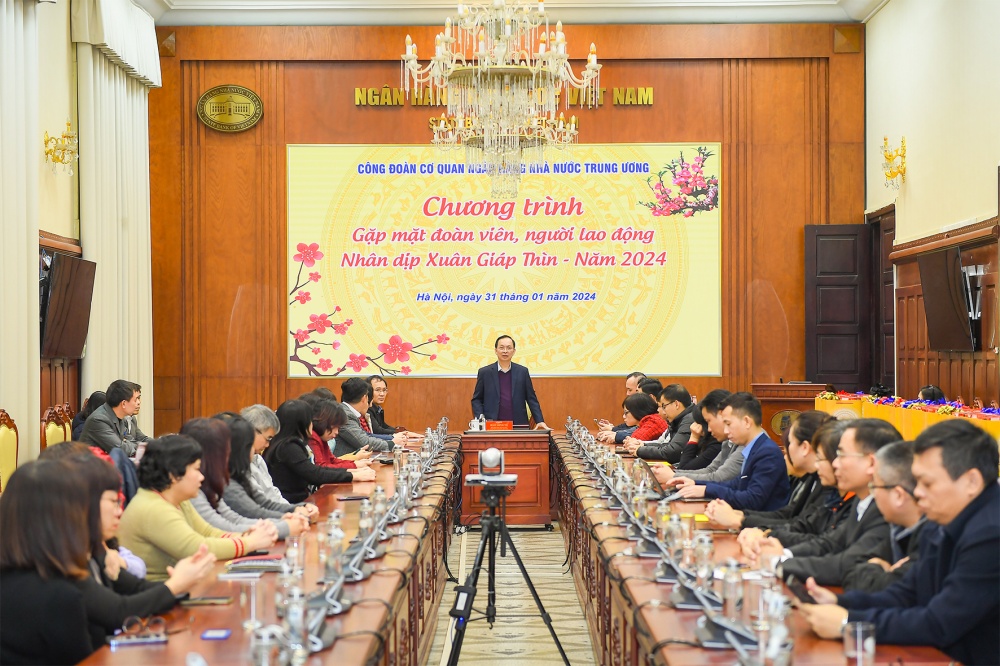 Công đoàn Cơ quan NHNN Trung ương gặp mặt, thăm hỏi đoàn viên mắc bệnh hiểm nghèo