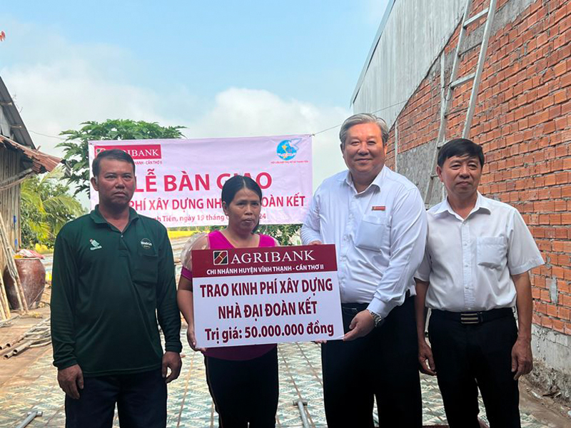 nhà đại đoàn kết