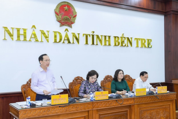 Phó Thống đốc Thường trực Đào Minh Tú phát biểu tại buổi làm việc