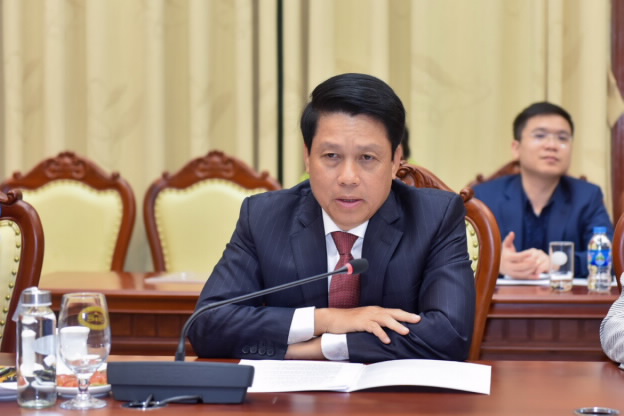 Phó Thống đốc Phạm Tiến Dũng tại buổi làm việc