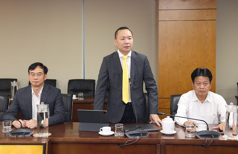 Phó Tổng Giám đốc