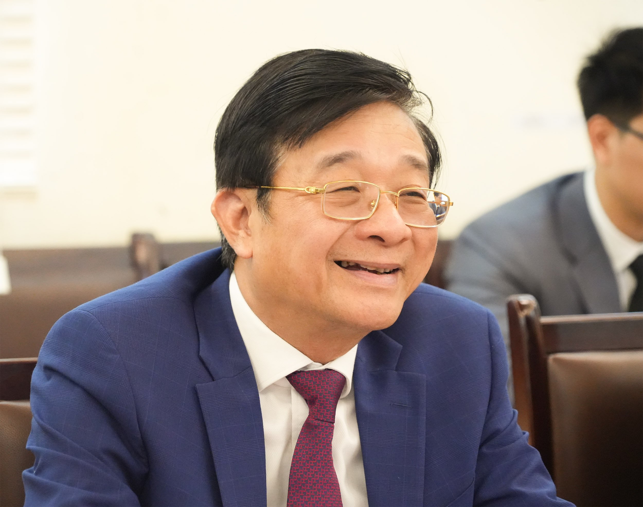TS Nguyễn Quốc Hùng
