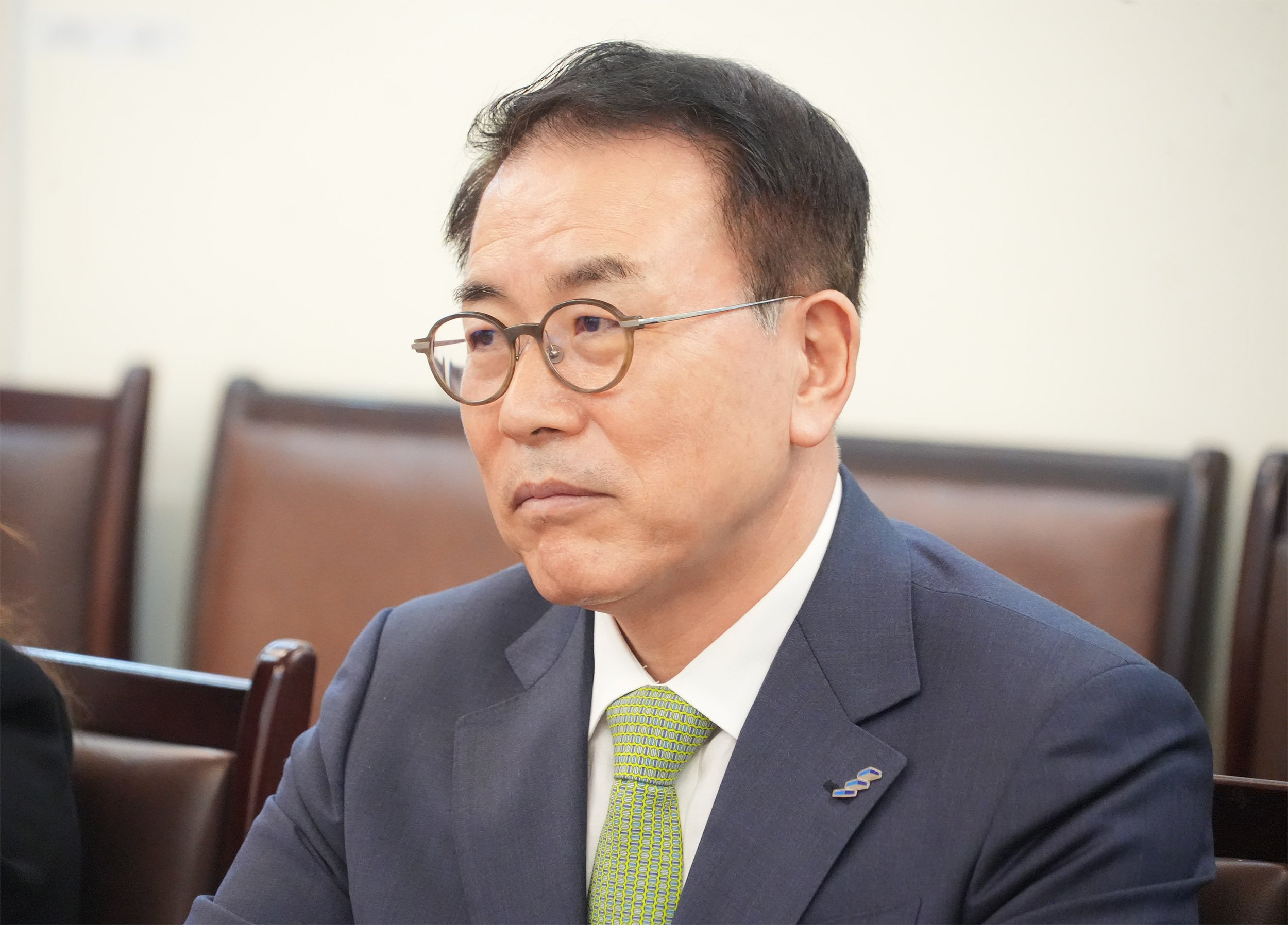 tiếp và làm việc
