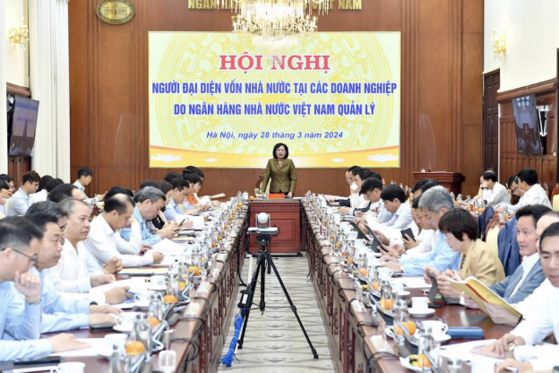 Quang cảnh Hội nghị Người đại diện tại các doanh nghiệp do Ngân hàng Nhà nước quản lý