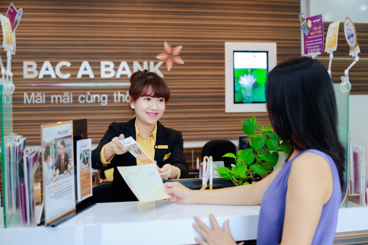 FiinRatings lần đầu xếp hạng Bac A Bank ở mức “A-“ với triển vọng “Ổn định”