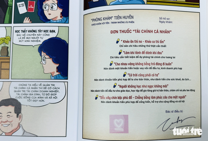 The ‘financial prescriptions’ of Dr. Tien Huyen help readers learn how to manage money wisely. Photo: Le Kien / Tuoi Tre