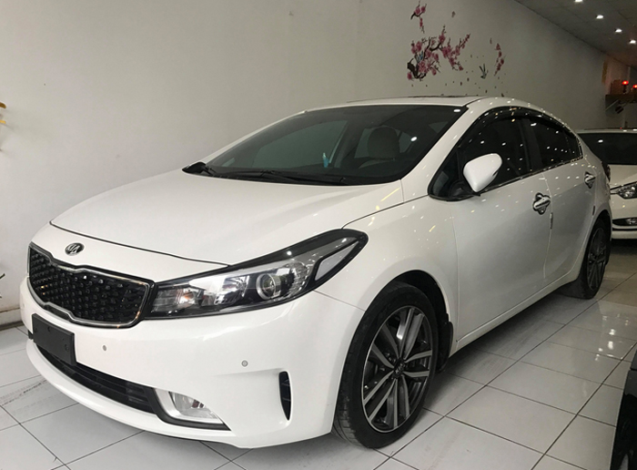xe ô tô Kia Cerato
