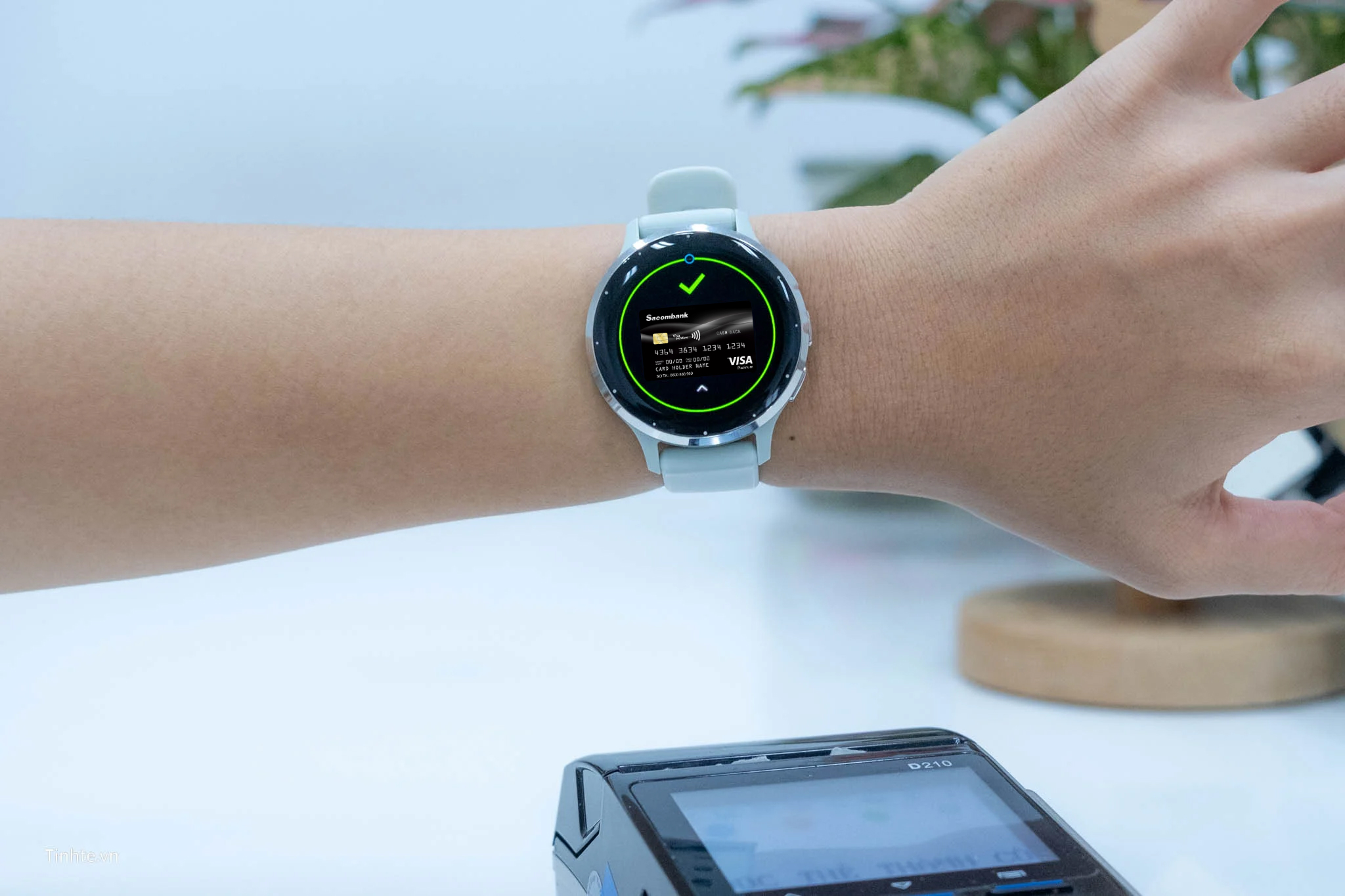 Thẻ Sacombank Visa liên kết trên đồng hồ Garmin