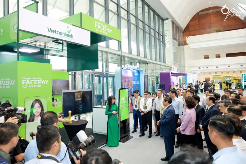 Vietcombank đạt thành tích xuất sắc trong triển khai Đề án 06 của Thủ tướng Chính phủ