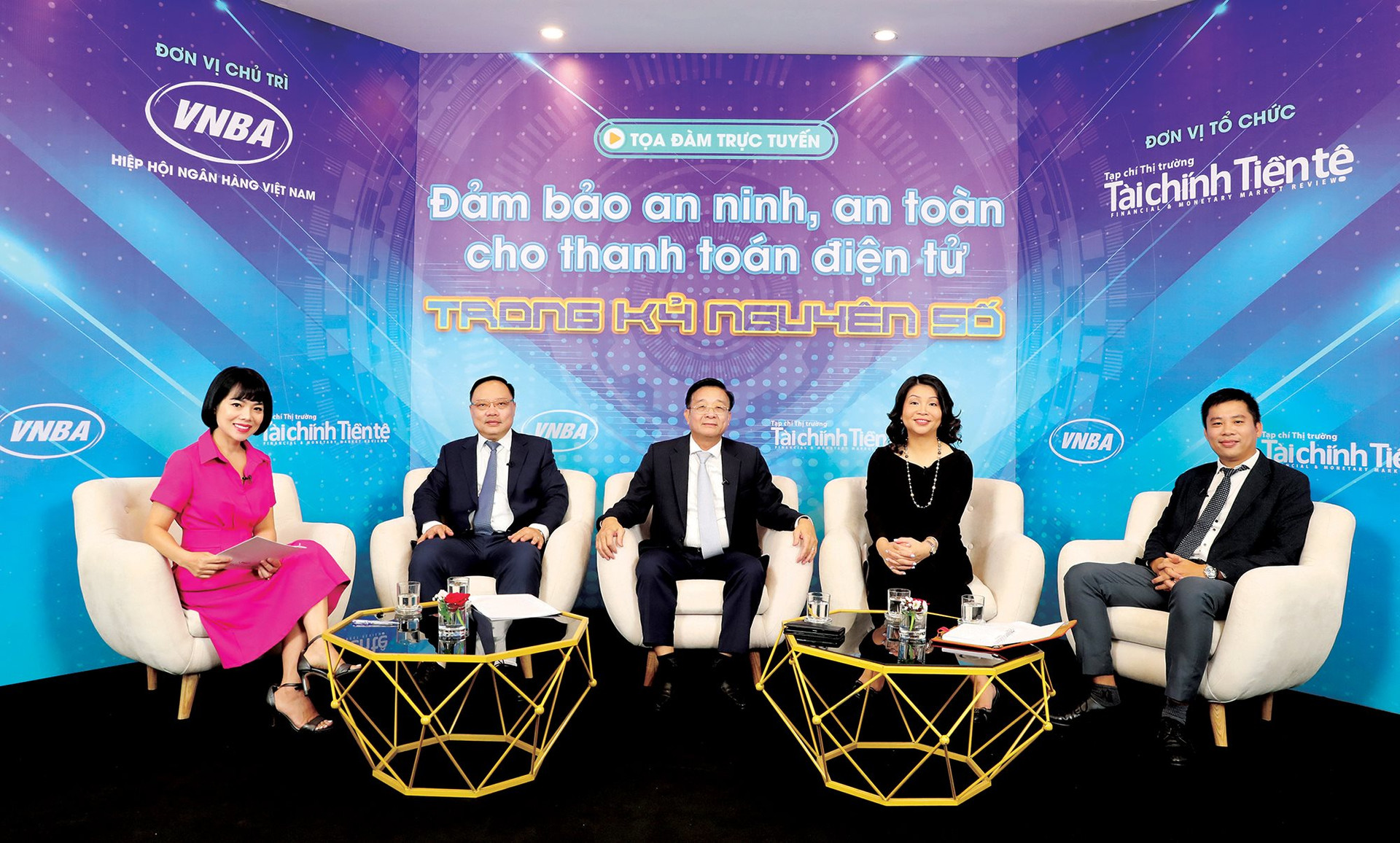 Tọa đàm trực tuyến: Đảm bảo an ninh, an toàn cho thanh toán điện tử trong kỷ nguyên số với sự tham dự của lãnh đạo HHNH Việt Nam, Vụ Thanh toán Hiệp hội Ngân hàng Việt Nam và Mastercard (tháng 8/2023)