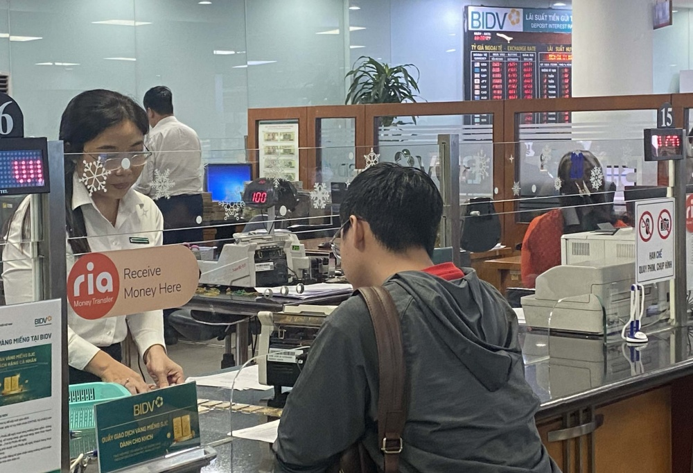 Việc thông tin đầy đủ những địa điểm mua bán vàng hợp pháp sẽ lan tỏa và chung sức thực hiện các biện pháp ổn định thị trường vàng - Ảnh: Đình Hải