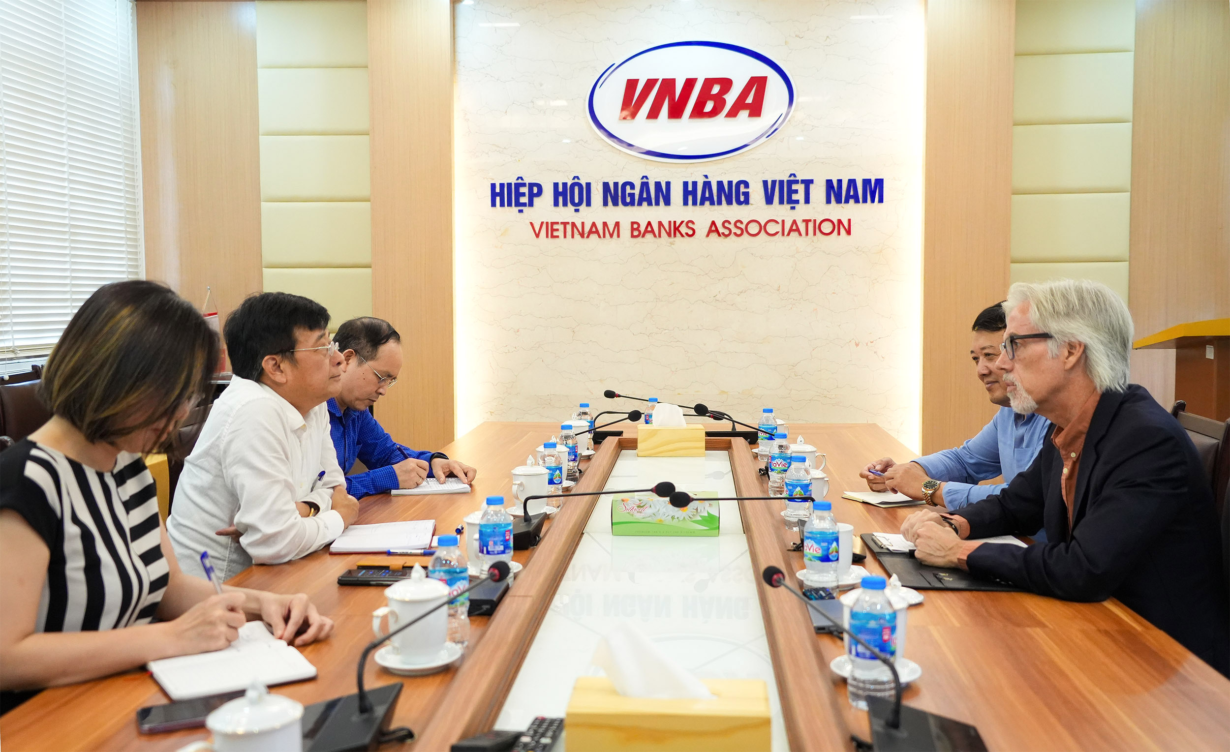 Toàn cảnh cuộc họp