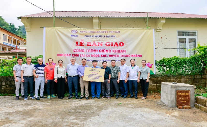 VAMC tặng 4 công trình giếng khoan