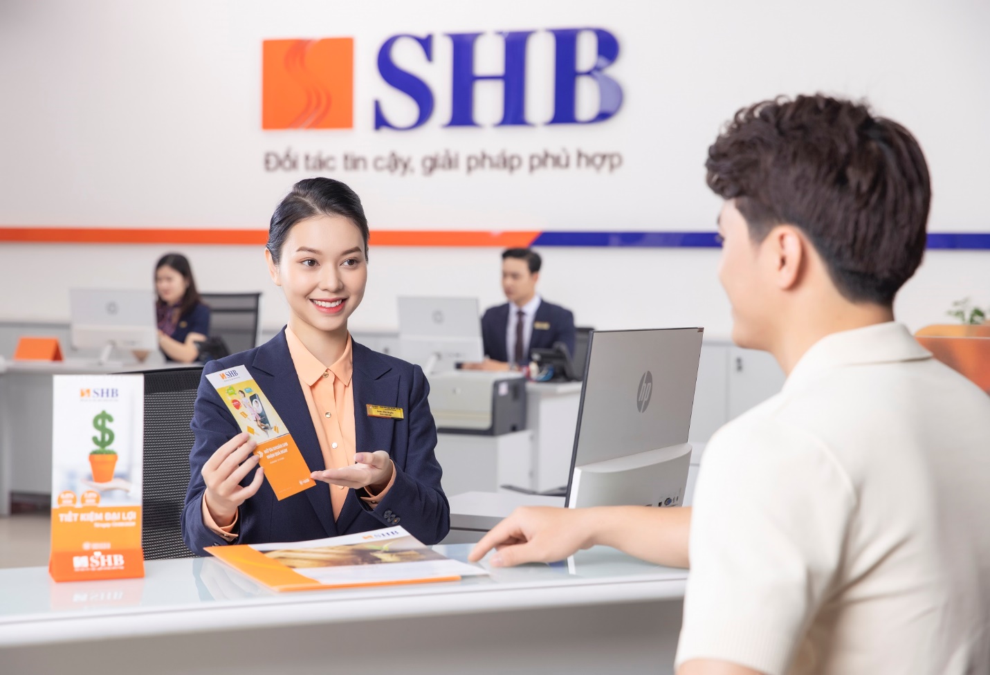 Sáng tạo và đổi mới, để phục vụ khách hàng
