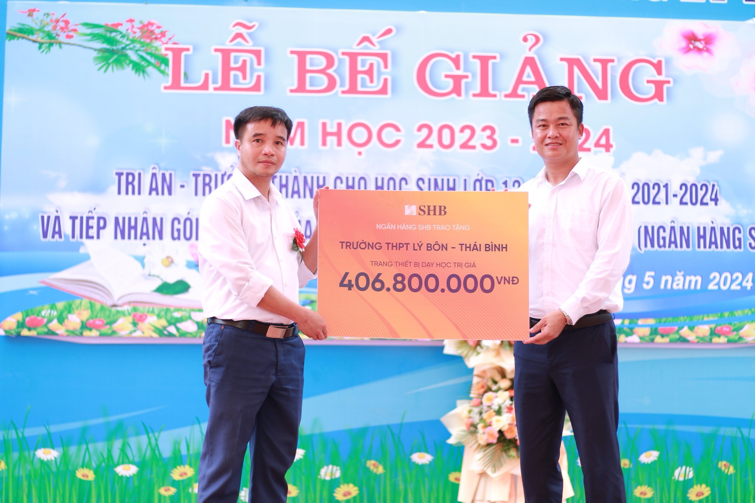 SHB tài trợ hơn 400 triệu đồng cho trường THPT Lý Bôn - Thái Bình