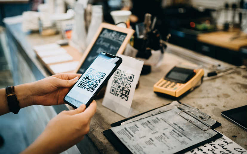 Đẩy mạnh thanh toán QR xuyên biên giới