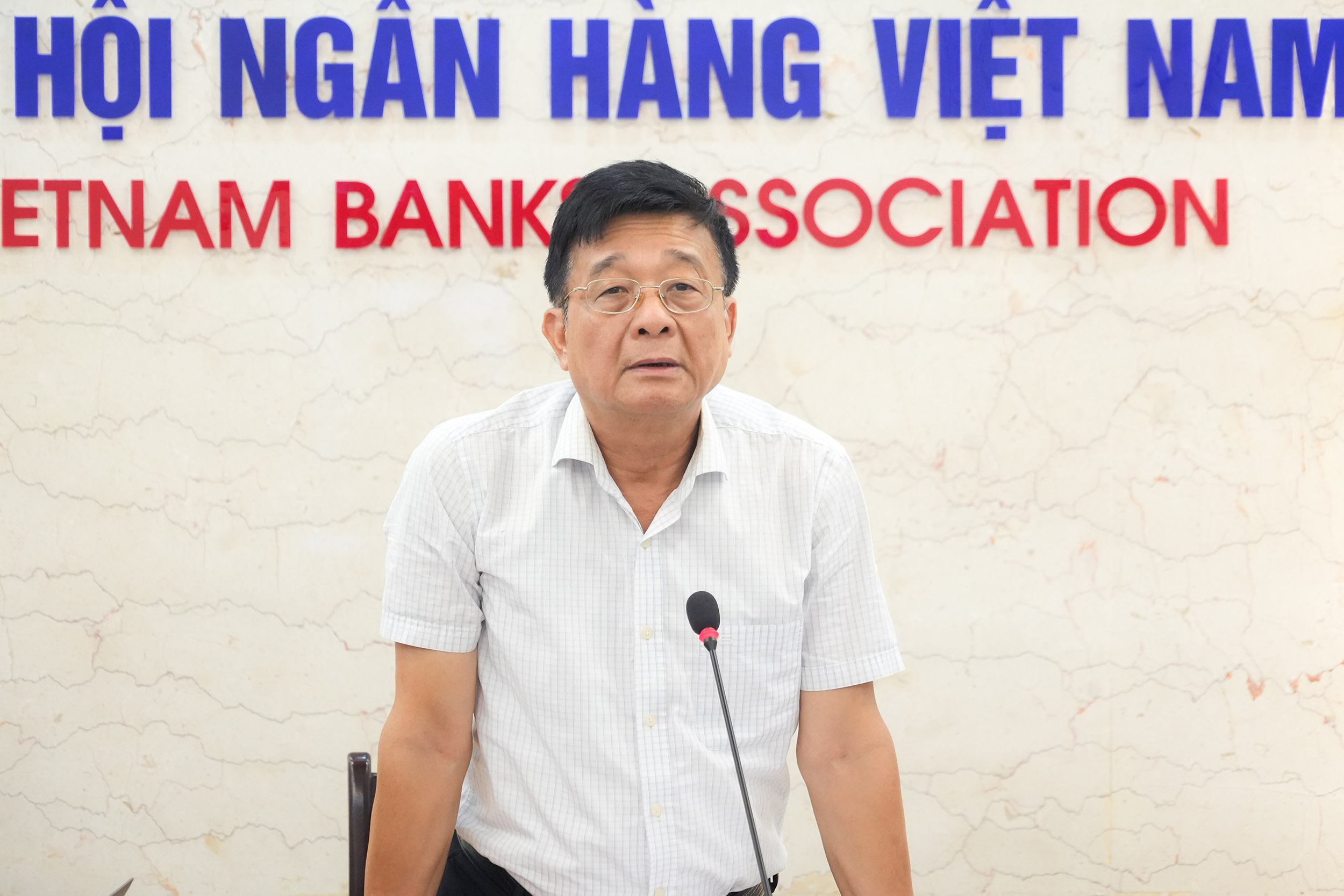 TS Nguyễn Quốc Hùng
