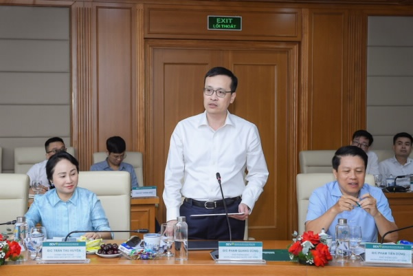 Phó Thống đốc Phạm Quang Dũng phát biểu tại buổi làm việc