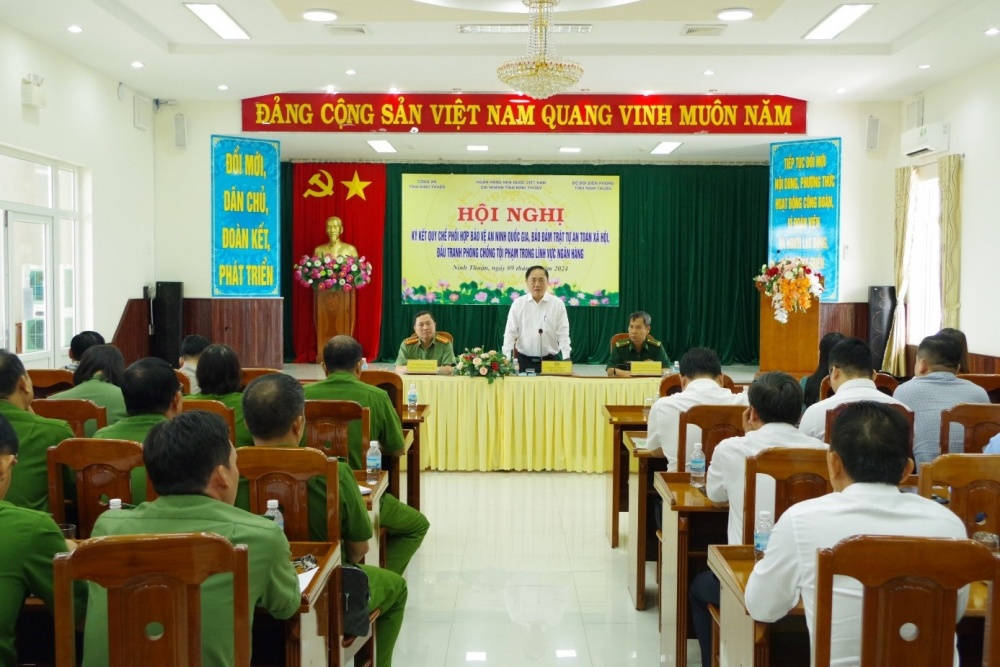 Ký kết quy chế phối hợp bảo vệ an ninh lĩnh vực ngân hàng