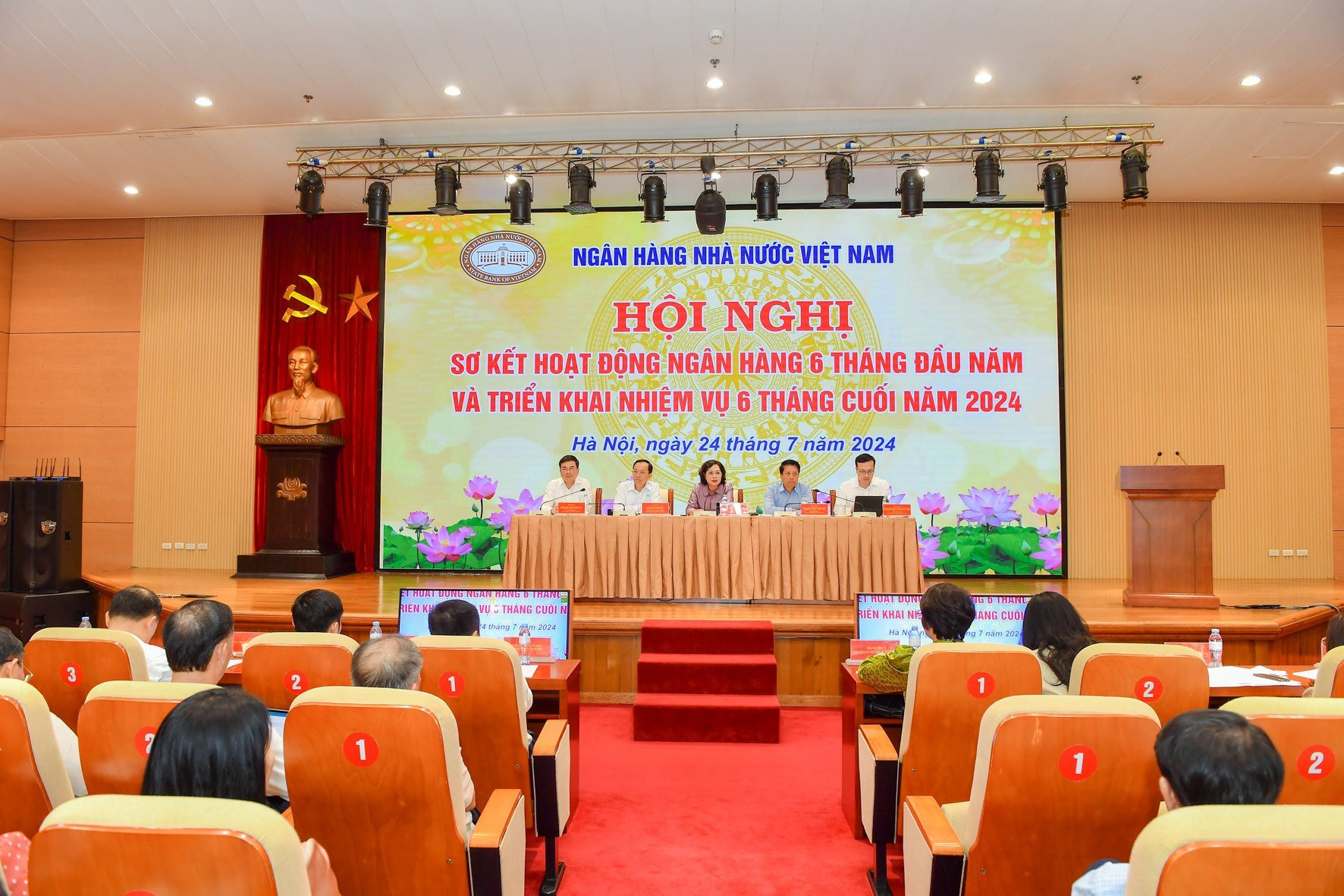 Tiếp tục nhất quán trong điều hành chính sách tiền tệ.jpg