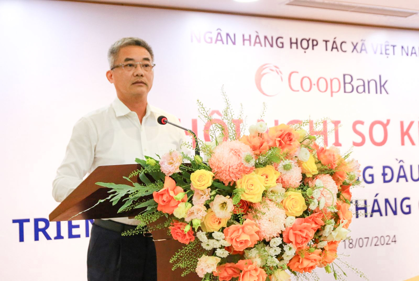 Ông Nguyễn Quốc Cường - Chủ tịch HĐQT Co-opBank phát biểu chỉ đạo tại hội nghị