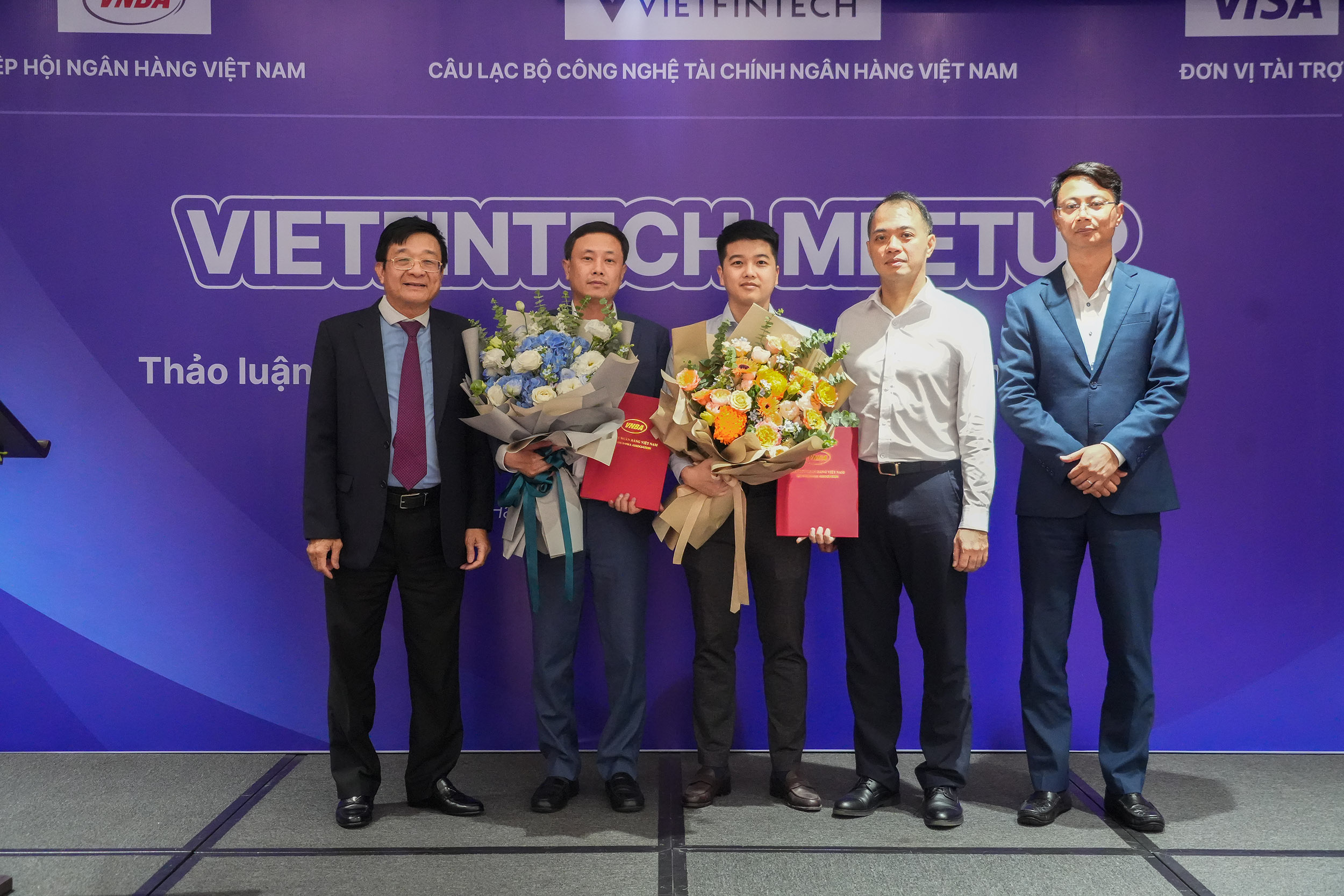 CLB VietFintech đã kết nạp thêm 02 thành viên mới là Công ty Cổ phần FPT và Cty Cổ phần Fiza