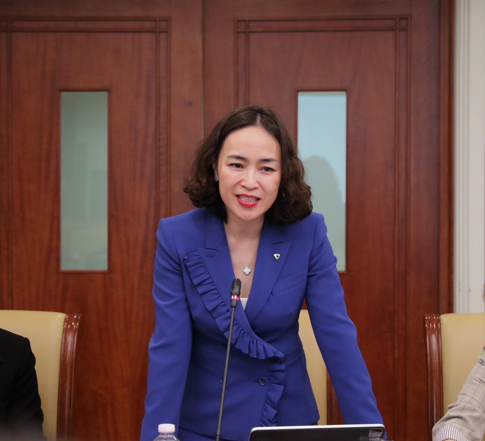 Bà Nguyễn Thị Kim Oanh Chủ tịch Chi Hội thẻ