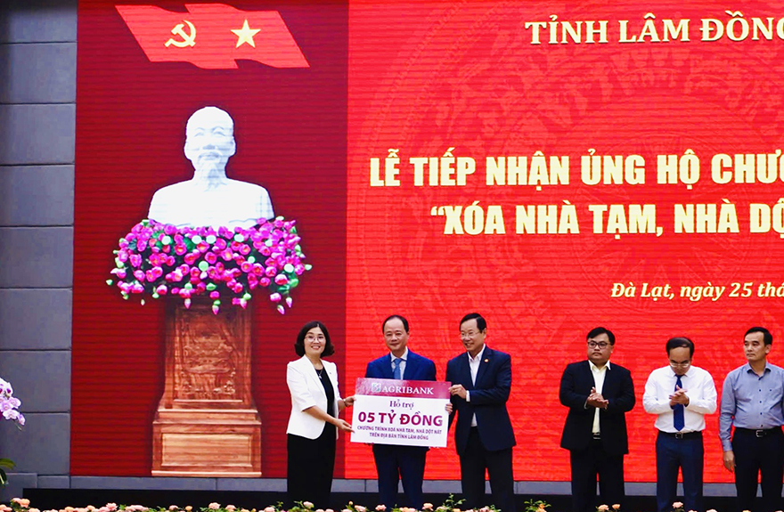 xóa nhà tạm