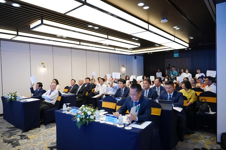 Quang cảnh Đại hội đồng cổ đông bất thường PGBank