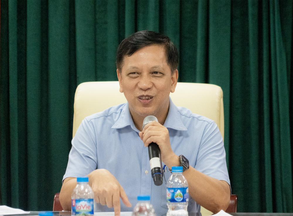 Mr. Dao Xuan Tuan - Director of the Foreign Exchange Management Department