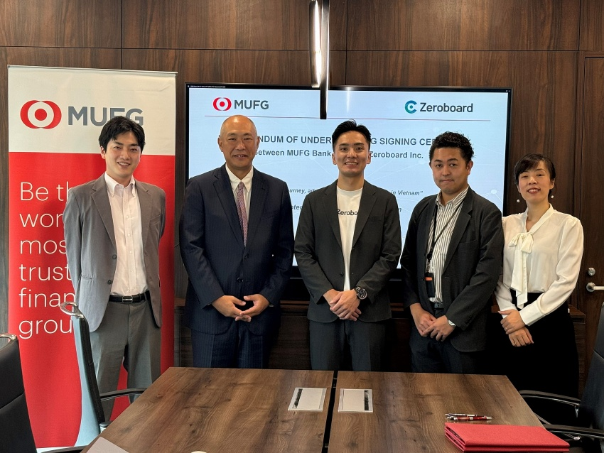Representatives of MUFG Bank, Vietnam and Zeroboard, Inc.