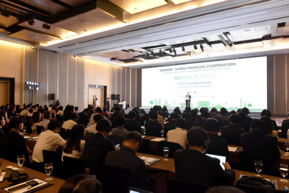 Toàn cảnh Tọa đàm "Hướng tới một tương lai bền vững: Tăng cường hợp tác tài chính Việt Nam – Hàn Quốc"
