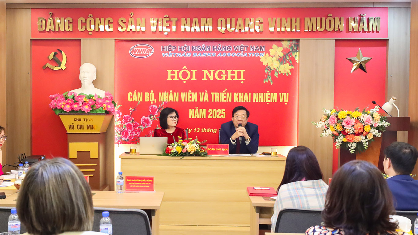 Quang cảnh hội nghị cán bộ, nhân viên và triển khai nhiệm vụ năm 2025 của Hiệp hội Ngân hàng Việt Nam