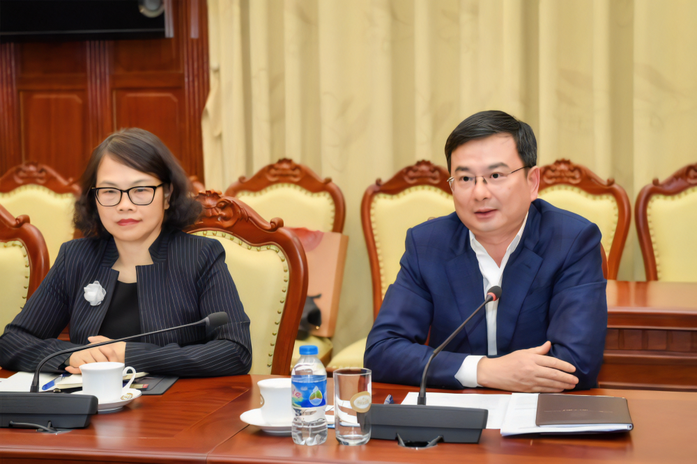 Phó Thống đốc Phạm Thanh Hà phát biểu tại buổi tiếp