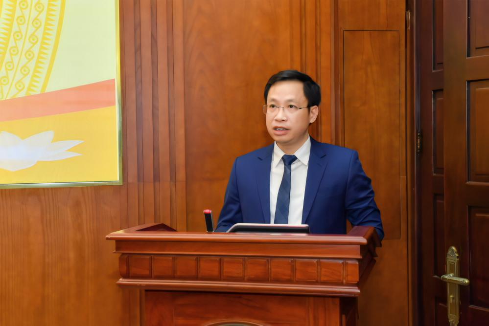 Phó Thống đốc Phạm Thanh Hà phát biểu giao nhiệm vụ cho các cán bộ được điều động, bổ nhiệm