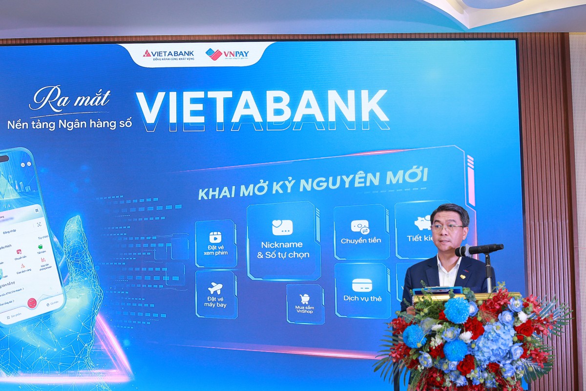 Ông Nguyễn Hữu Phúc - Phó Tổng giám đốc VNPAY chia sẻ tại sự kiện.
