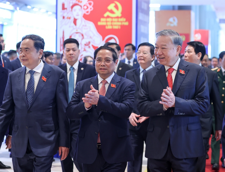 Tổng Bí thư Tô Lâm. Thủ tướng Phạm Minh Chính, Chủ tịch Quốc hội Trần Thanh Mẫn và các đồng chí lãnh đạo, nguyên lãnh đạo Đảng, Nhà nước đến dự Đại hội đại biểu Đảng bộ Chính phủ lần thứ I, nhiệm kỳ 2025-2030 - Ảnh: VGP/Nhật Bắc