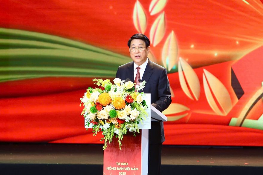 Đồng chí Lương Cường, Ủy viên Bộ Chính trị, Chủ tịch Nước CHXHCN Việt Nam phát biểu tại buổi lễ