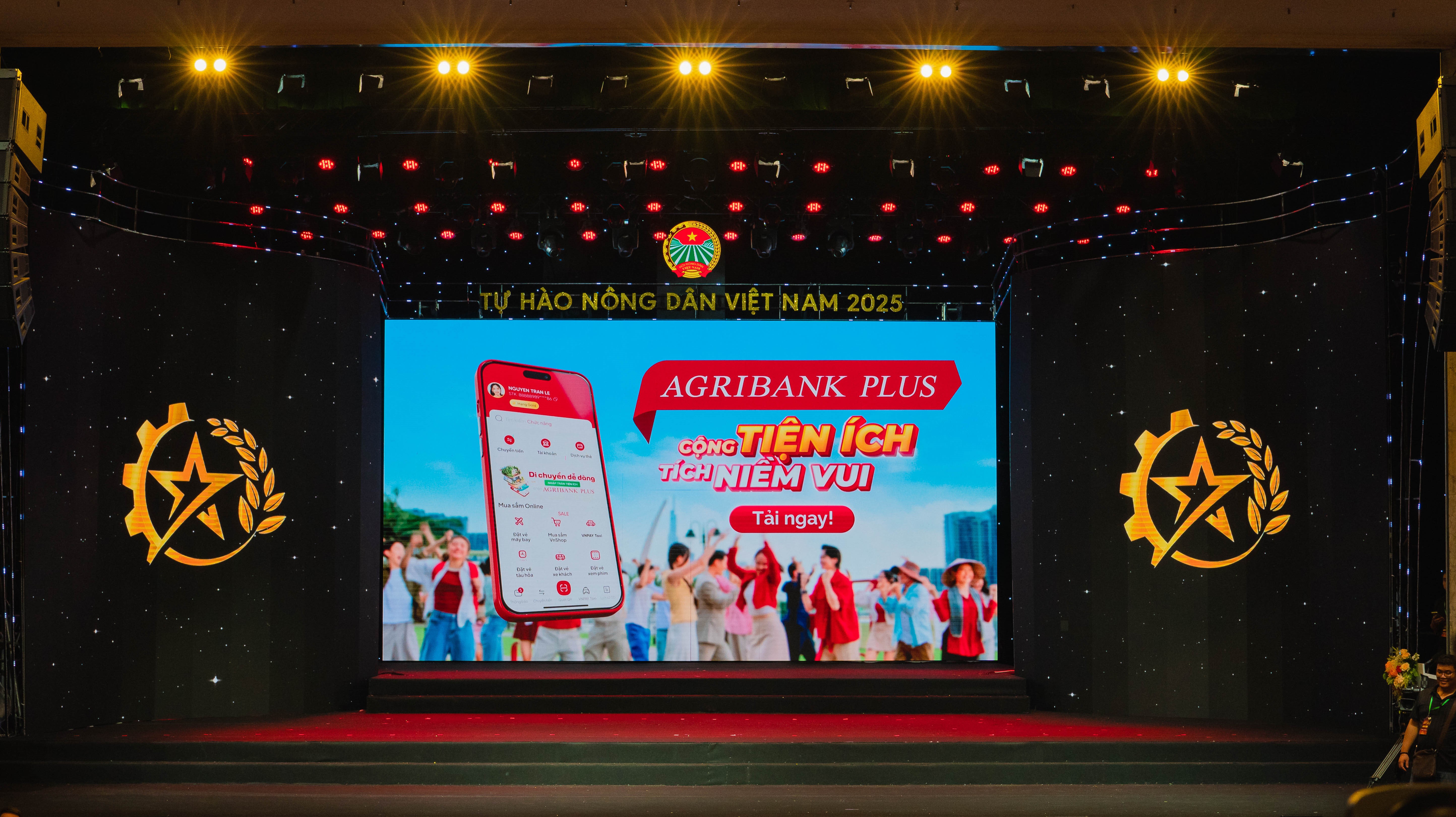 Thương hiệu Agribank đồng hành và lan tỏa tại Lễ tôn vinh và trao danh hiệu Nông dân Việt Nam xuất sắc, Nhà khoa học của nhà nông năm 2025