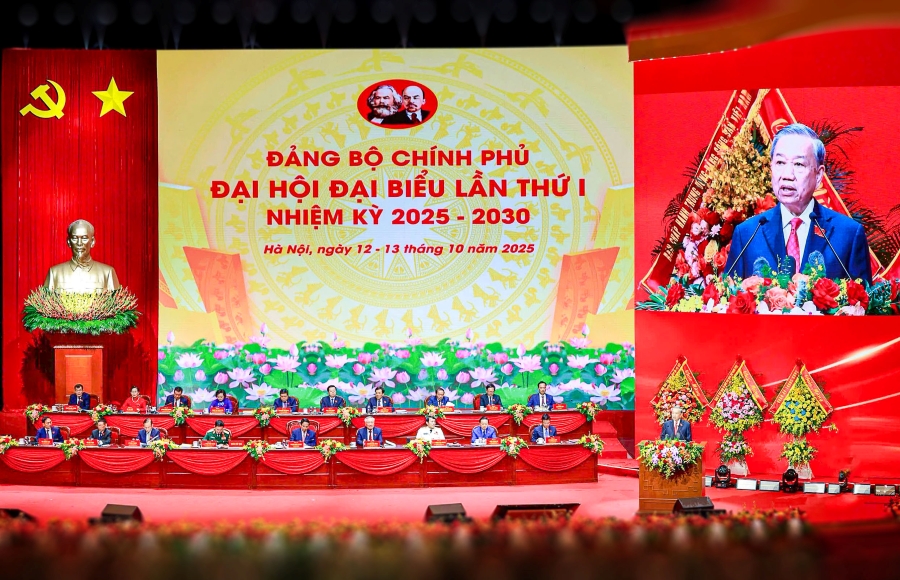 Đồng chí Tô Lâm - Tổng Bí thư Ban Chấp hành Trung ương Đảng phát biểu chỉ đạo tại Đại hội đại biểu Đảng bộ Chính phủ lần thứ I, nhiệm kỳ 2025 - 2030