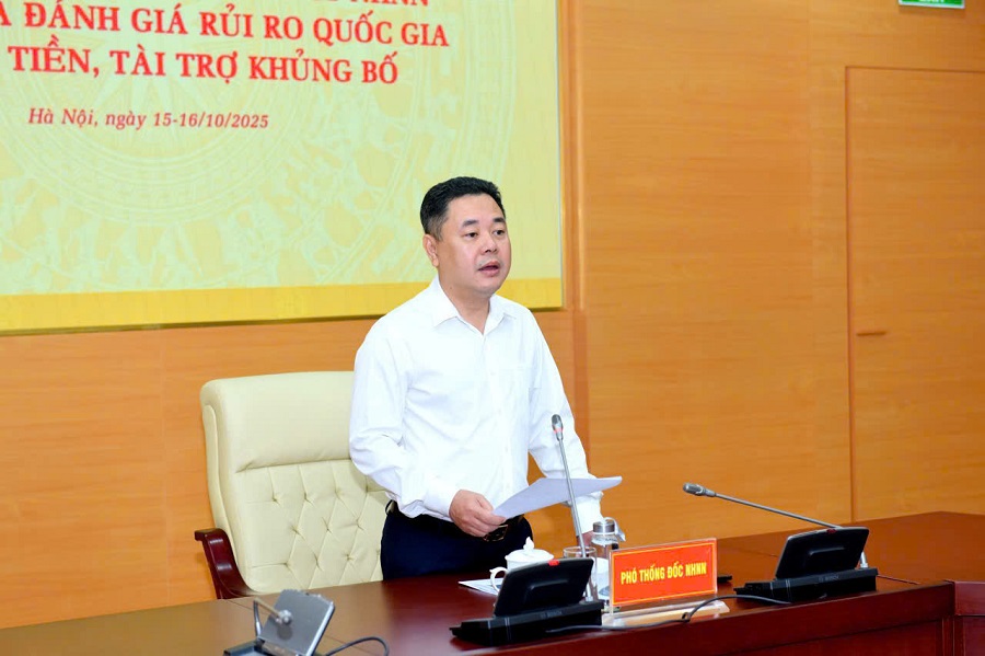 Phó Thống đốc Nguyễn Ngọc Cảnh phát biểu tại hội thảo