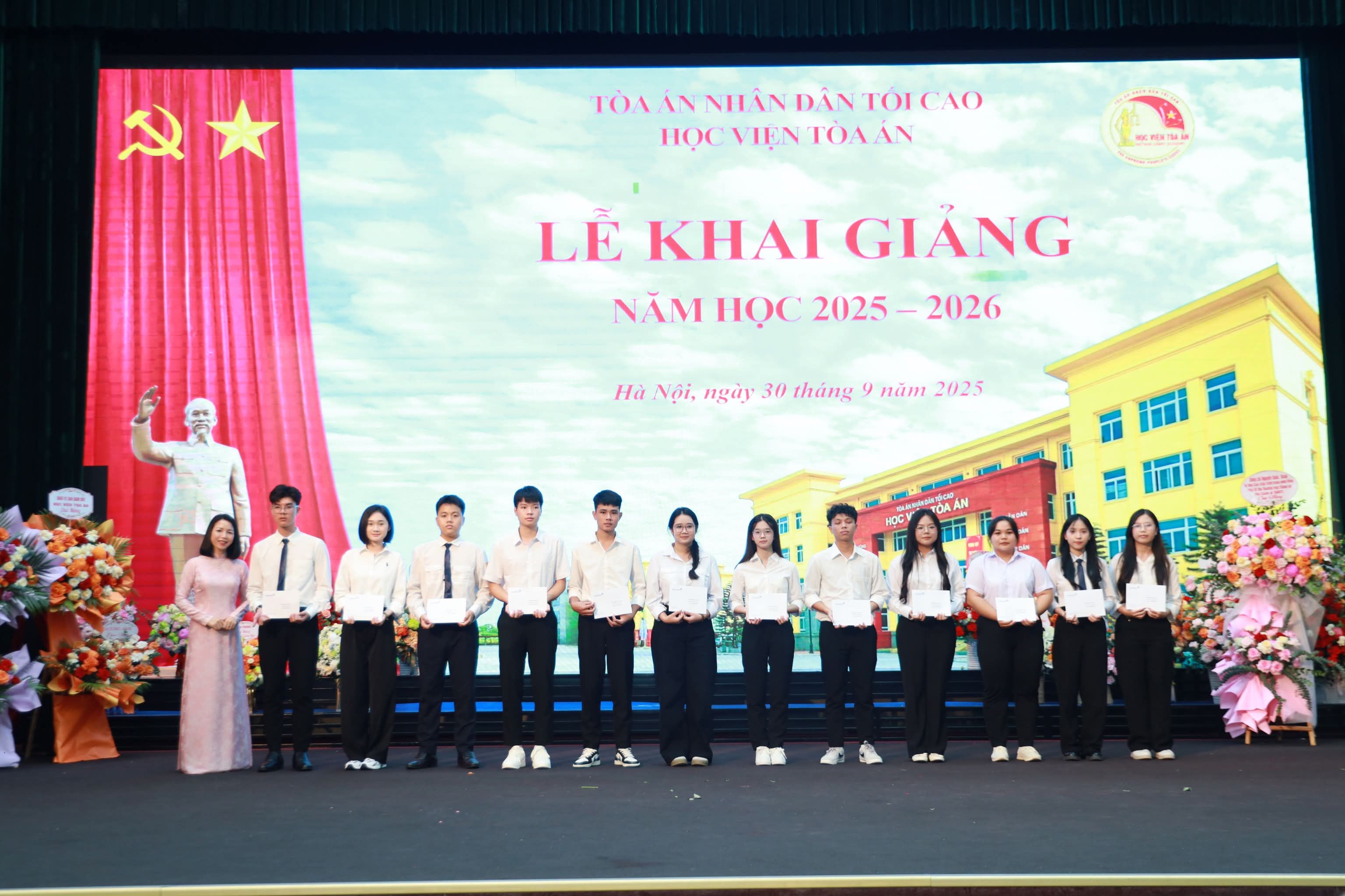 học bổng