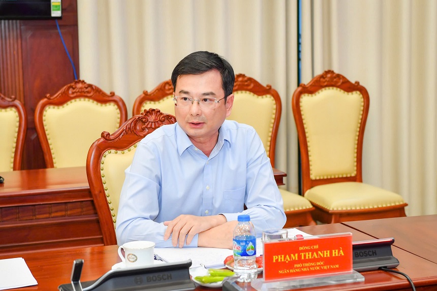 Phó Thống đốc Phạm Thanh Hà tại cuộc họp