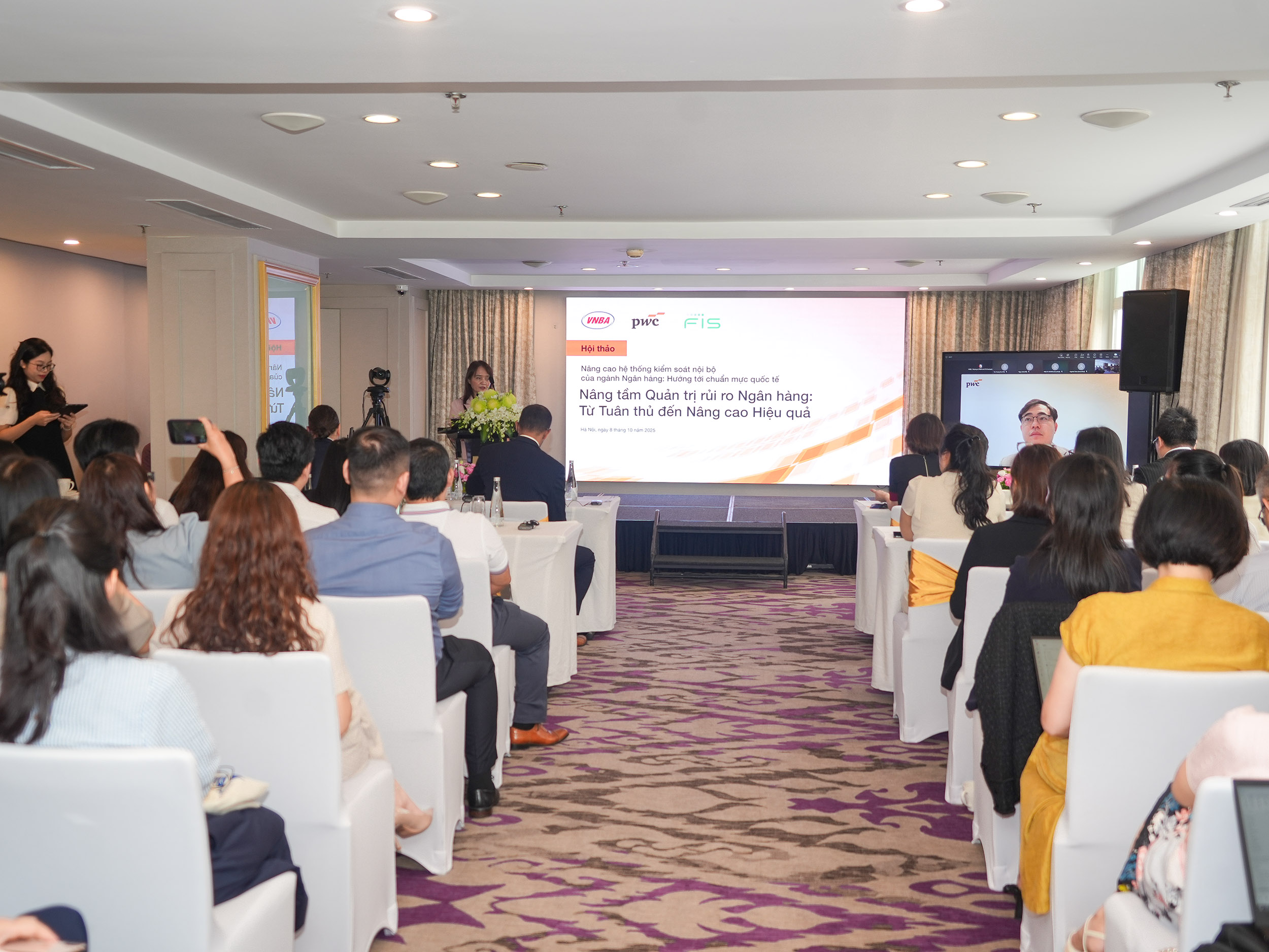 Nâng cao kiểm soát nội bộ ngành Ngân hàng theo chuẩn quốc tế